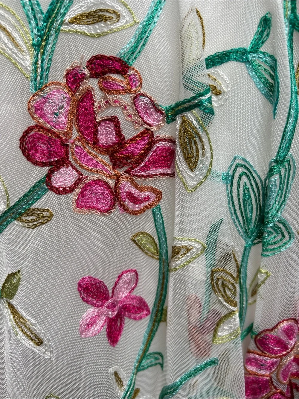 Zoe Ltd Exquisite ! White Floral Embroidered Party Dress with Pink Ribbon. NWT!